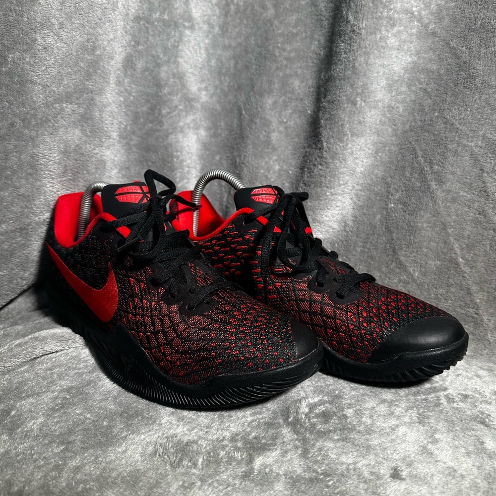 Nike Kobe mamba instinct bred